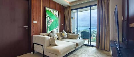 Apartment, 2 Bedrooms, Accessible | Living area