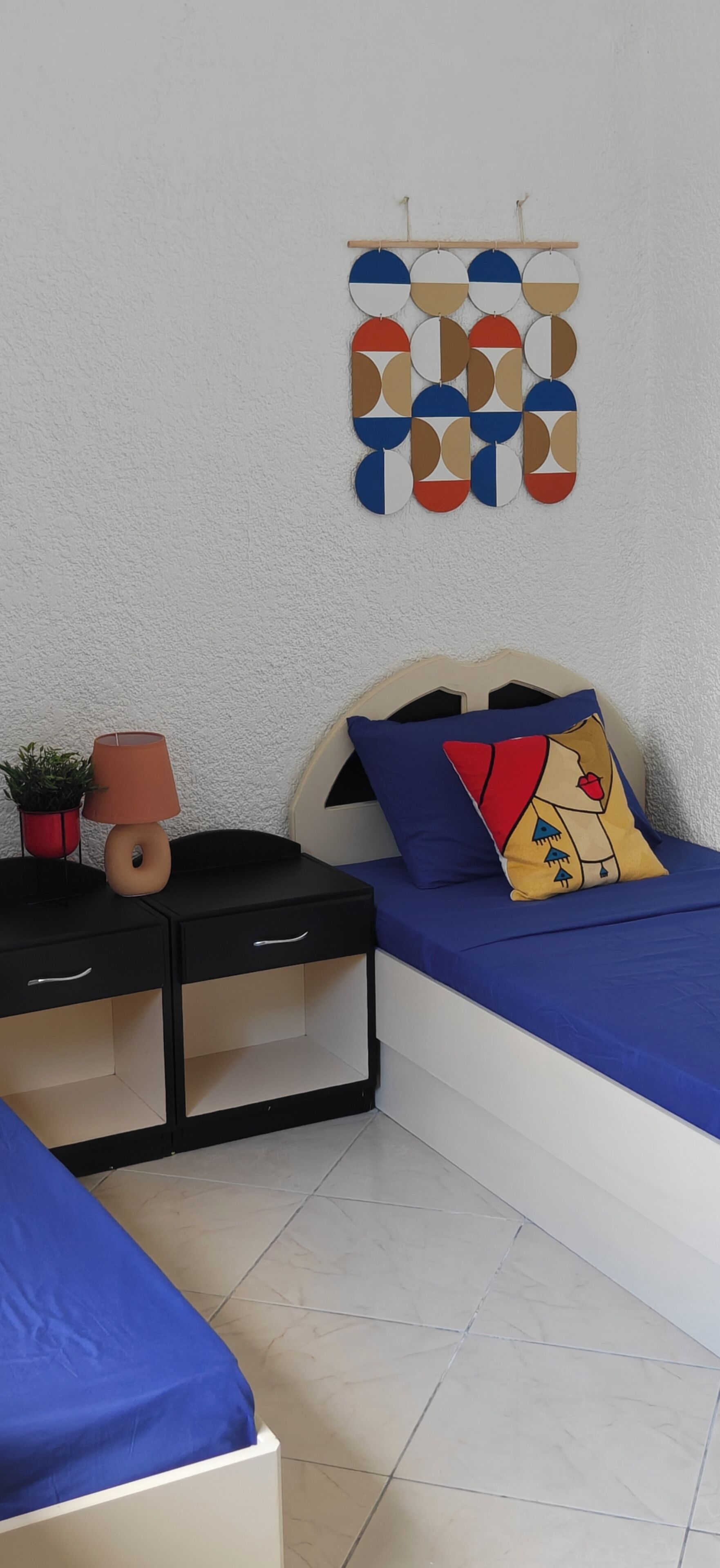 2 bedrooms, iron/ironing board, Internet, bed sheets