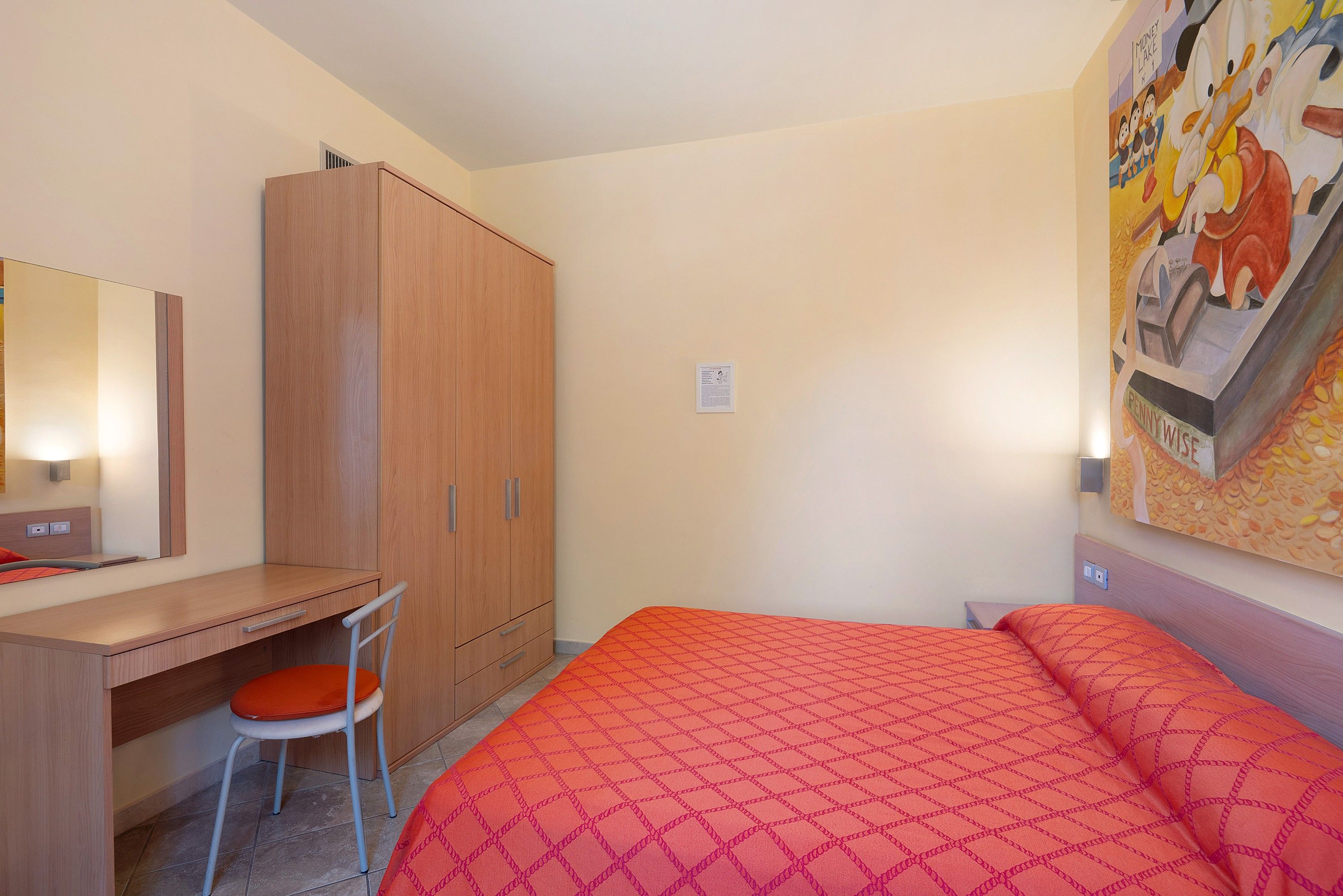 1 bedroom, WiFi, bed sheets