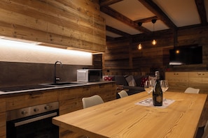 Apartment, Bergblick | Eigene Küche | Kühlschrank, Mikrowelle, Herdplatte, Hochstuhl