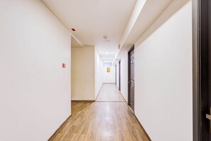 Interior - Collection O OMR Perungudi Thiruvanmiyur (Chennai)