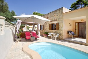 Unclassified image, 3 of 31, button - Mallorcan Villa with Pool in S'Amarador (Santanyí)