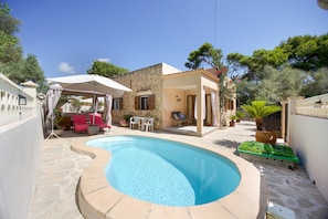 Unclassified image, 2 of 31, button - Mallorcan Villa with Pool in S'Amarador (Santanyí)