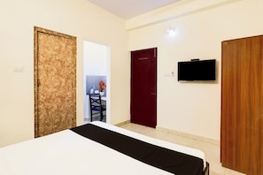 Escrivaninha, Wi-Fi de cortesia, roupa de cama