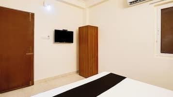 Escrivaninha, Wi-Fi de cortesia, roupa de cama