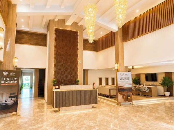 Presidency Club Resort & Spa - Vadodara