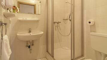Traditional Double Room | Bathroom | Hair dryer, bathrobes, towels, soap