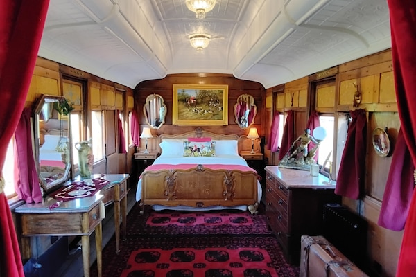 1 dormitorio y ropa de cama