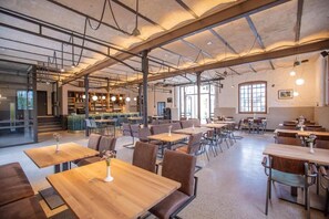 Dining - Alter Hafen Marktsteft (Marktsteft)