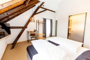 Double Room, Private Bathroom | Blackout curtains, free WiFi - Alter Hafen Marktsteft (Marktsteft)