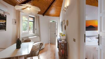 Deluxe Bungalow, Sea View | In-room safe, blackout drapes, iron/ironing board (on request)