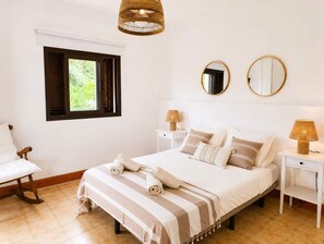 Nhà, phù hợp cho người khuyết tật, hút thuốc