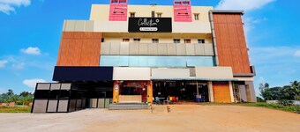 CollectionO Guduvancheri Railway Station