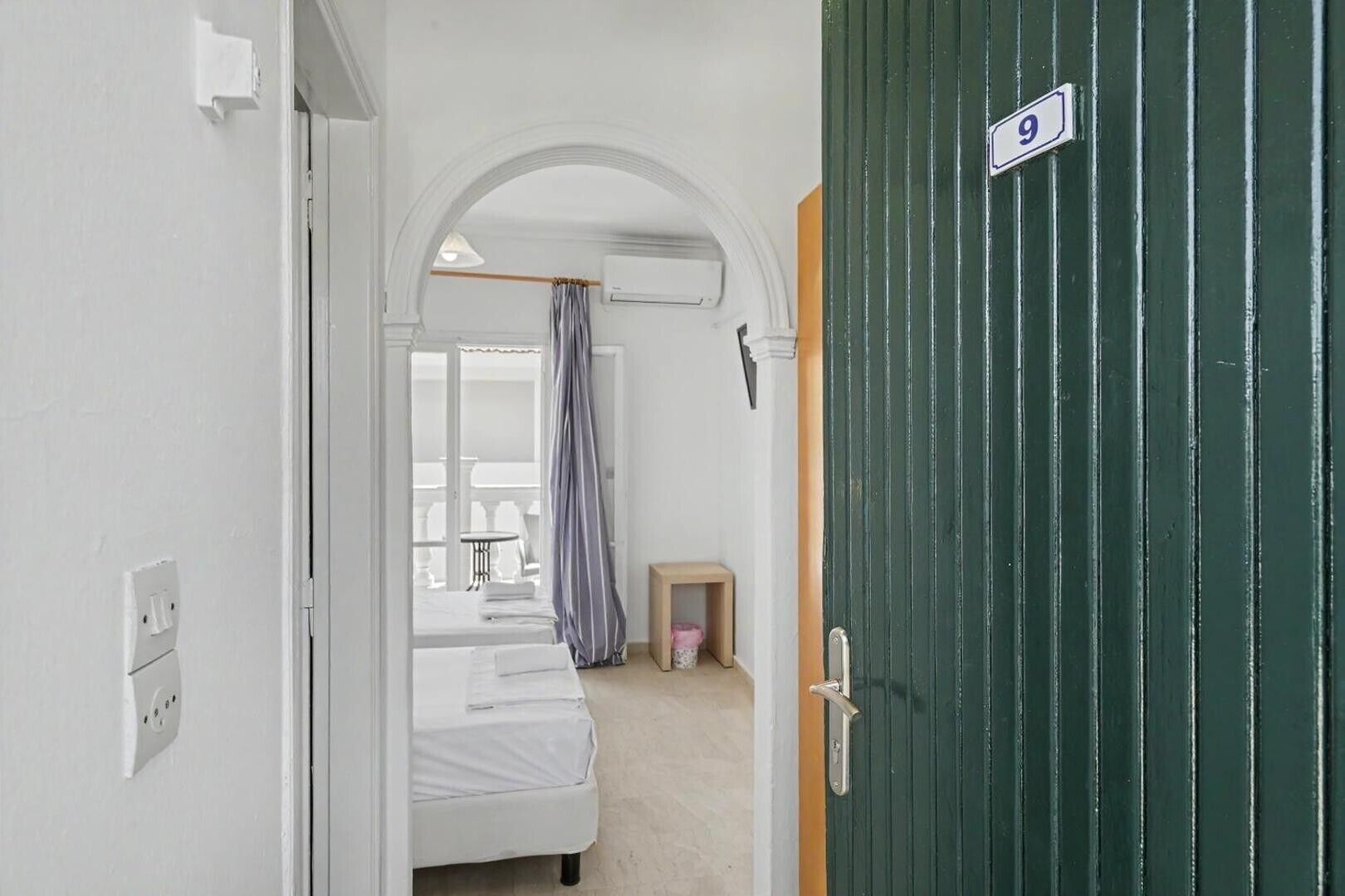 1 bedroom, WiFi, bed sheets