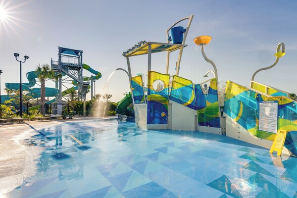 Private Pool & Game Room! Championsgate Resort Gem - 대븐포트