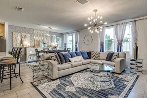 Interior - At Home Away From Home in Zhills (Zephyrhills)