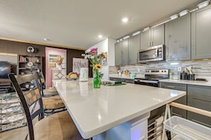 Interior - At Home Away From Home in Zhills (Zephyrhills)