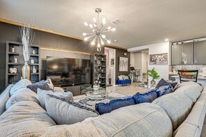 Interior - At Home Away From Home in Zhills (Zephyrhills)