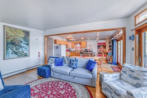 Interior - Lakeside Retreat Near Natl Baseball Hall of Fame! (Cooperstown)