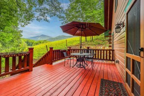 Interior - 'almost Heaven Cabin' Hot Tub, Blue Ridge Mtn View (Burnsville)