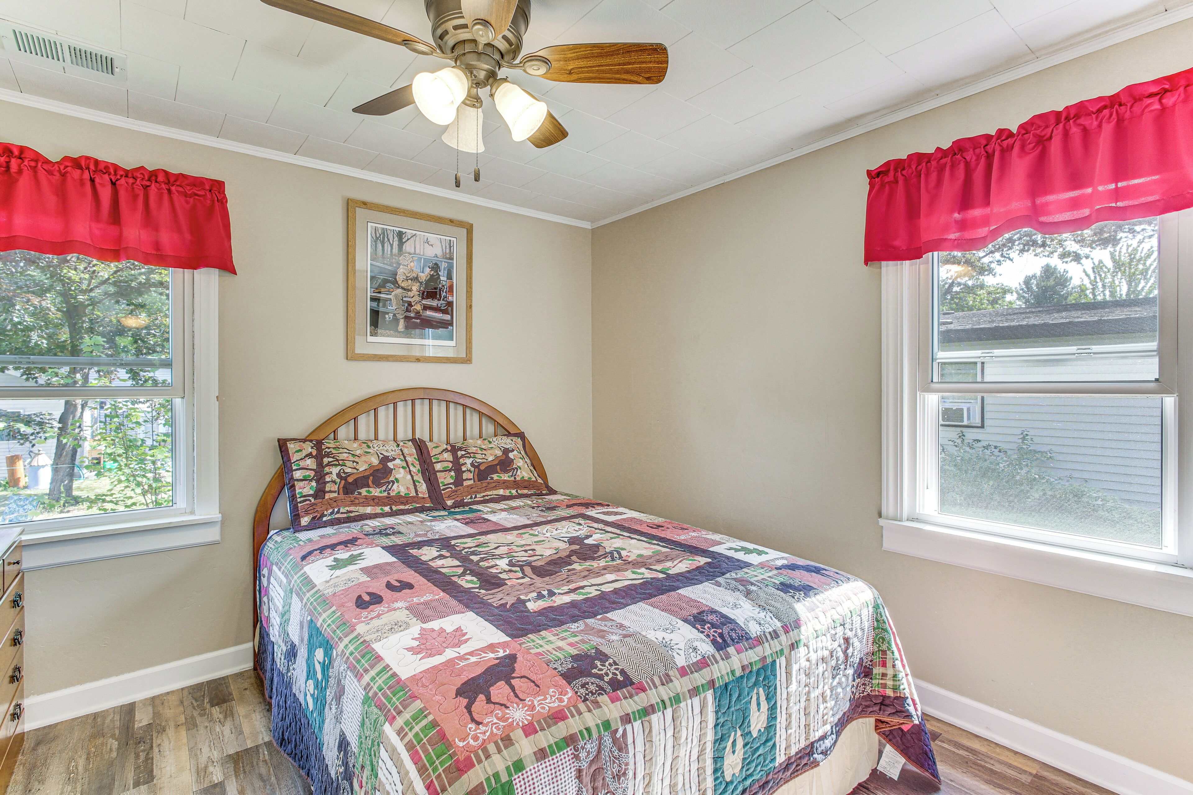 Cottage (2 Bedrooms) | Interior