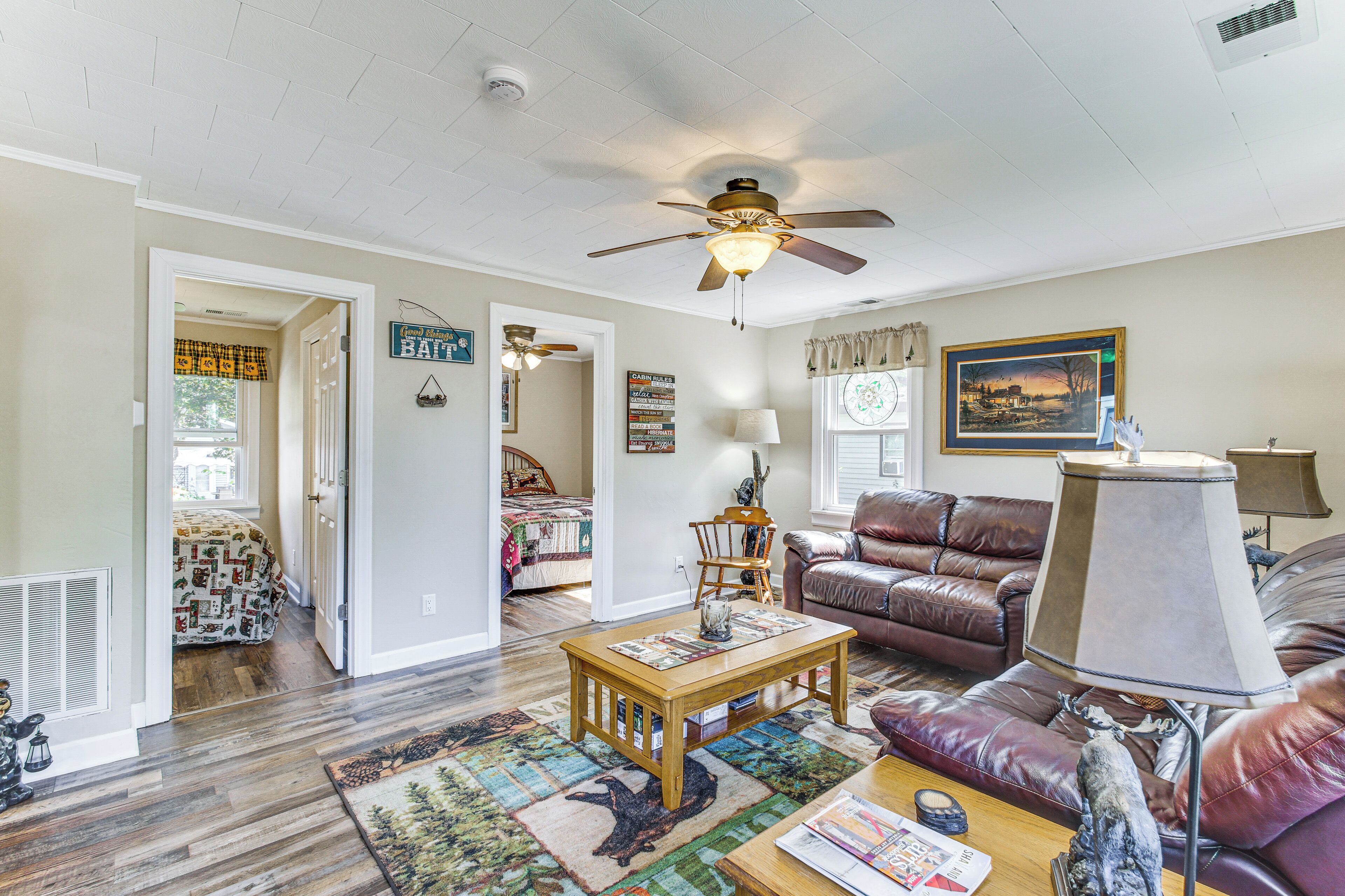 Cottage (2 Bedrooms) | Interior
