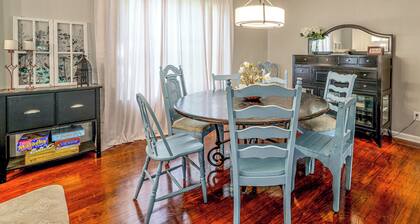 Near Lake Allatoona! Suburban Home w/ Deck & Yard