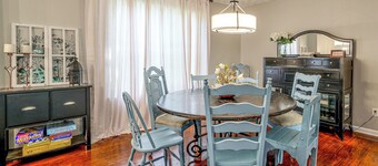 Near Lake Allatoona! Suburban Home w/ Deck & Yard