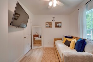 Rumah (2 Bedrooms) | Interior