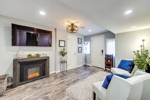 House (3 Bedrooms) | Interior - Convenient, Cozy Home: Porches, Fire Pit, Office (Meriden)