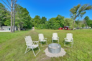 Interior - Boating, Bonfires & Lake Views! Michigan Getaway (Ellsworth)