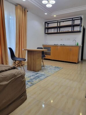 Apartment, Air conditioning | Interior - Zico Studio Large (Abuja)