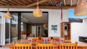 Outdoor dining - House w/ Private Pool in Alto da Pitinga Vbi0004 (Porto Seguro)