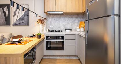 Temple Elegante Designer Apt
