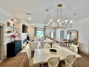 Dining - Welcome to Salt & Sky Luxury Cottage, your coastal getaway and beach living. (Gulfport)