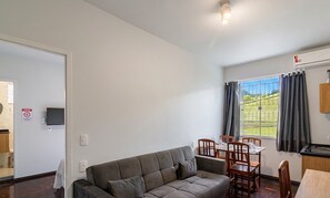 Unclassified image, 2 of 7, button - Apt. w/ Parking & City View Ola0003 (Blumenau)