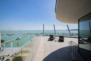 Sky Suite with terrace | 阳台景观