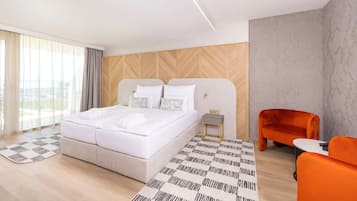 Superior room with side lake view with balcony | Hypo-allergenic bedding available, minibar, cribs (free), WiFi (free)
