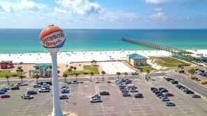 Beach - Gulf Front Condo  at Seahorse Condos | Dog Friendly | Sleeps 9 (Pensacola Beach)