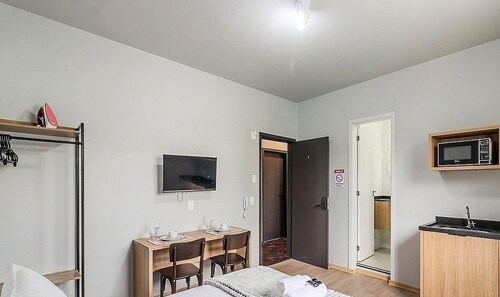 Studio in Blumenau w/ City View Ola0001