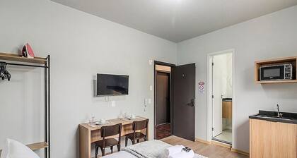 Studio in Blumenau w/ City View Ola0001