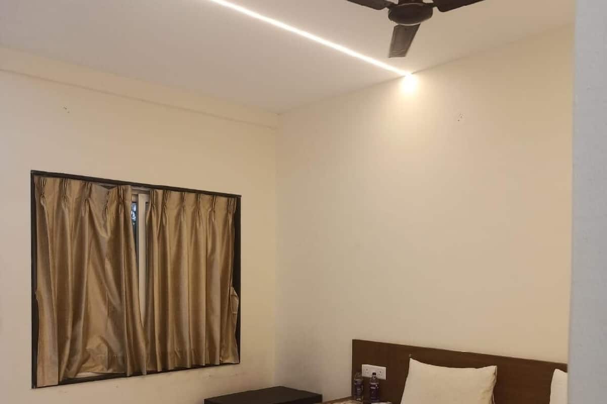 Deluxe Room, Balcony, Garden View
