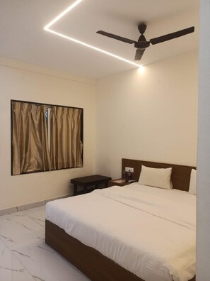 Free WiFi - Seashell Retreat (Shrivardhan)