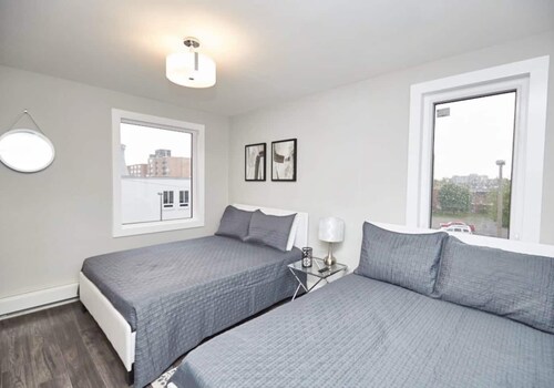 This condo is perfect for families, friend groups and couples.