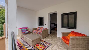 Luxury Triple Room, Balcony, Mountain View | Terrace/patio