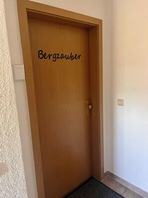 Interior - Westerhäuser Vacation Rentals - Bergzauber Apartment - Hiking in the Harz Mountains (Thale)