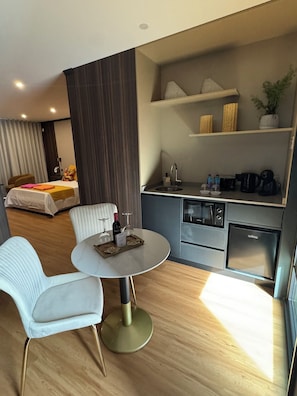 Private kitchenette - RR Suites (Madalena)