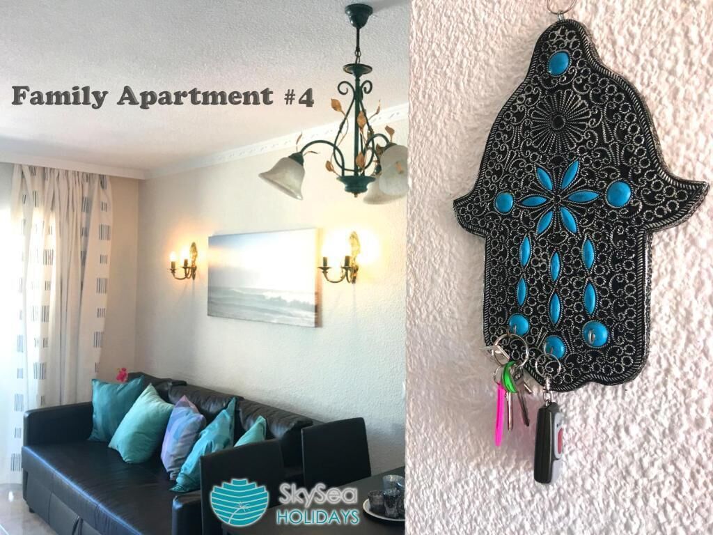 Family Apartment, 2 Bedrooms, Pool View | Interior