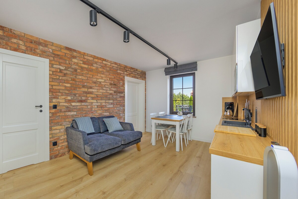 Apartament (2) | Living area | Flat-screen TV