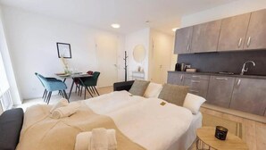 1 quarto, berço de viagem, Wi-Fi de cortesia, roupa de cama